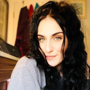 Meet your Posher, Samantha